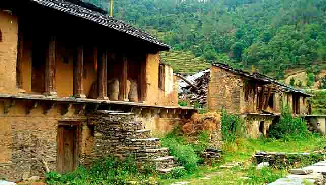 असंतुलित विकास से बेहाल, उत्तराखंड  क्या हो रास्ता .....