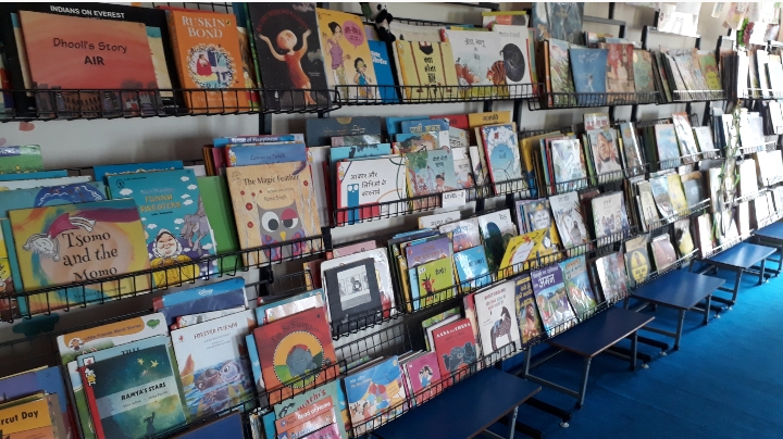 ‘हैप्पी चिल्ड्रन्स लाइब्रेरी’ बच्चों का एक प्यारा सा पुस्तकालय