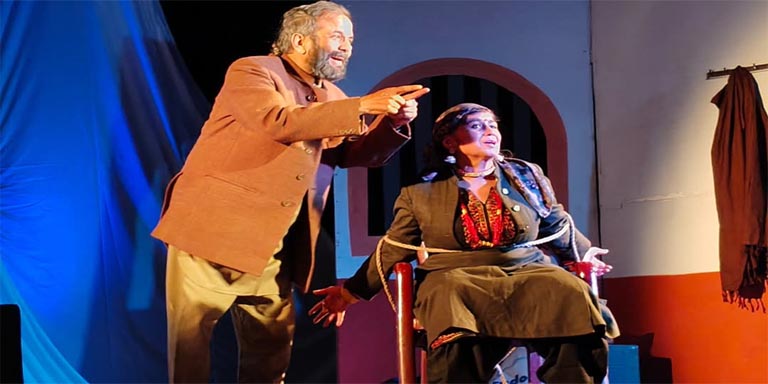 कला दर्पण के नाटक 'बर्फ' का मंचन :  रंगमंच विधा को जीवंत बनाये रखने की दिशा में एक सार्थक प्रस्तुति 