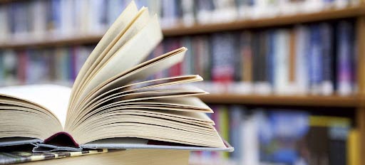 विडंबनाओ का नगर गरुड़: पुस्तकालय एक और मदिरालय नौ