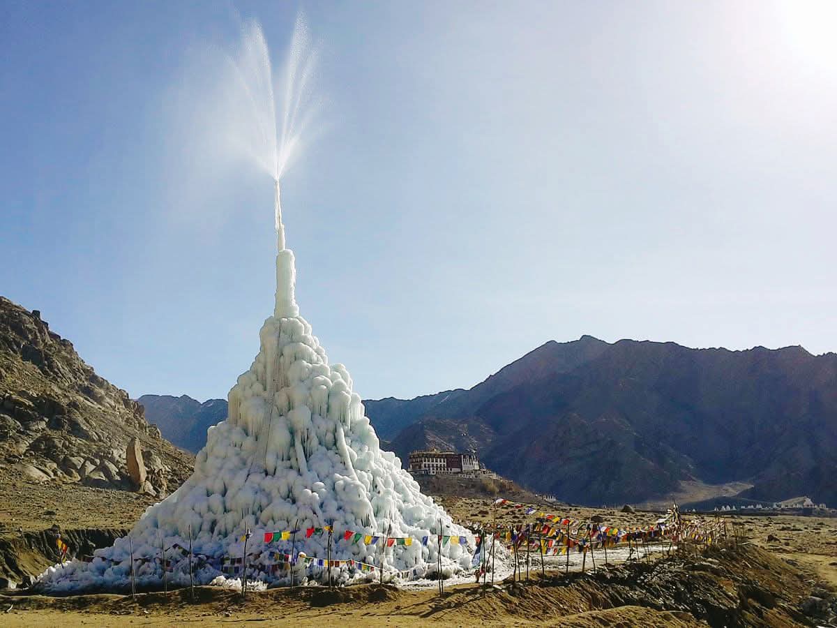 सोनम वांगचुक का मजाक उड़ाते लोग