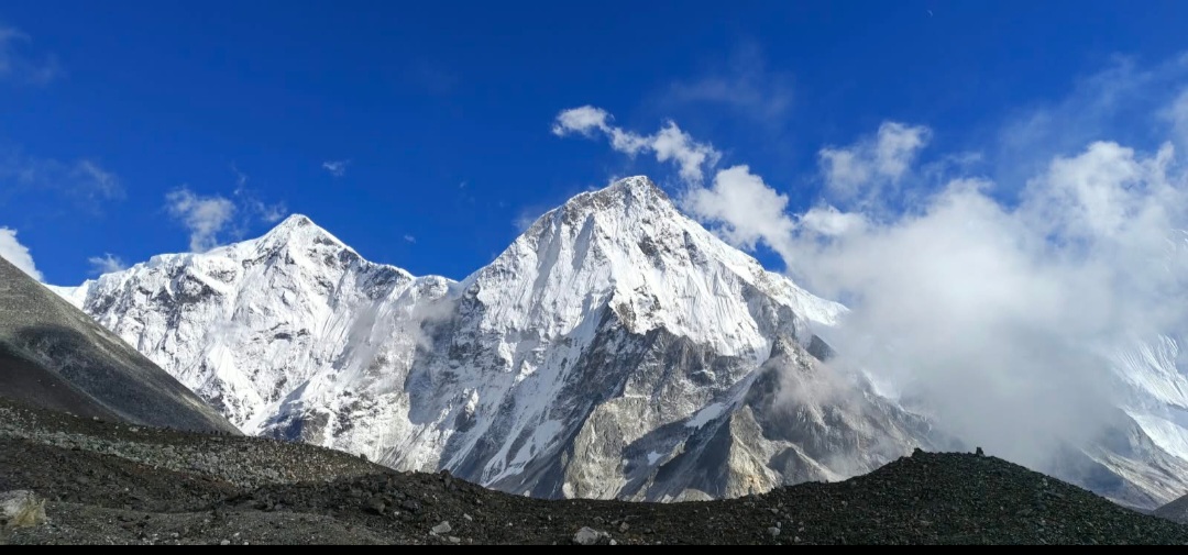 हिमालय से संवाद-हिमालय है तो हम हैं
